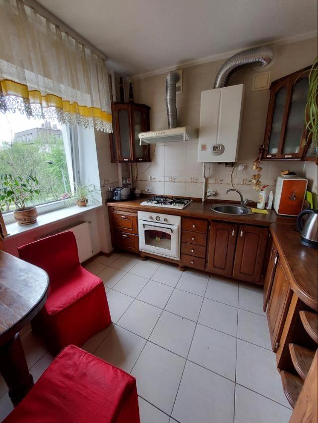 Apartment On Voli Avenue 21 Lutsk Bagian luar foto