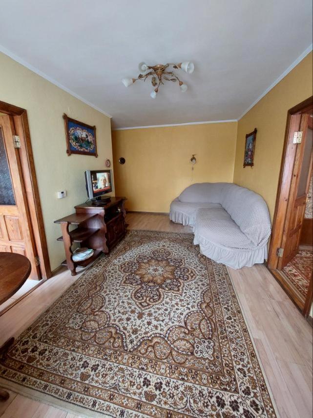 Apartment On Voli Avenue 21 Lutsk Bagian luar foto